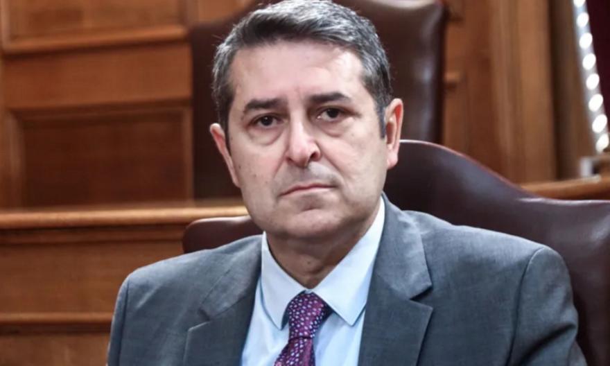 Διασωληνωμένος συνεχίζει να νοσηλεύεται στη ΜΕΘ του «Ευαγγελισμού» ο Γιώργος Μυλωνάκης