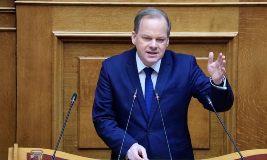 Καραμανλής: «Θα καθαρίσω το όνομά μου μια και καλή, παρακαλώ να υπερψηφίσετε την άρση ασυλίας μου»