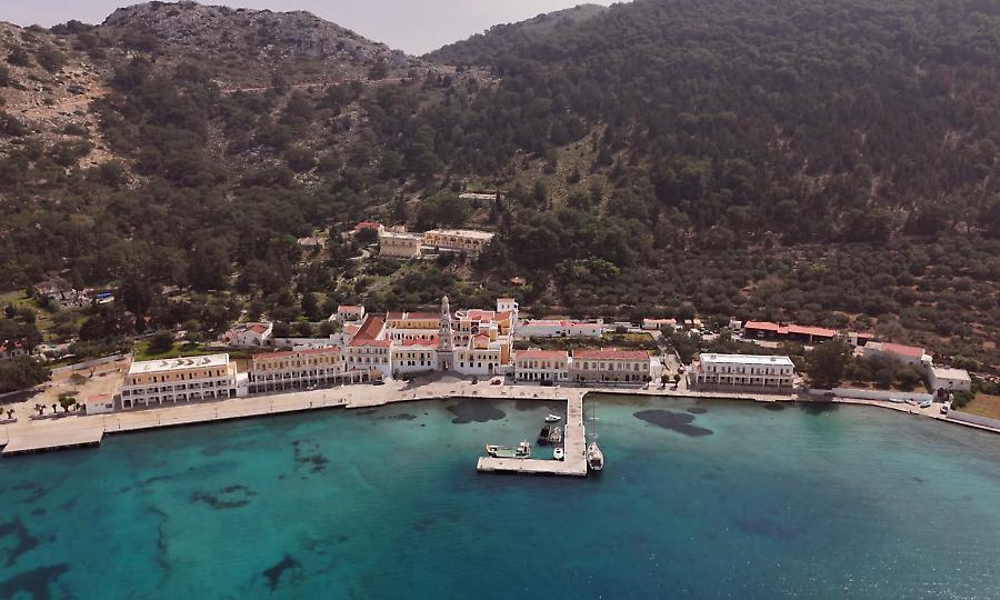 «Όπου Υπάρχει Ελλάδα»: Οδοιπορικό σε Ρόδο, Σύμη και Χάλκη με ιστορίες ζωής