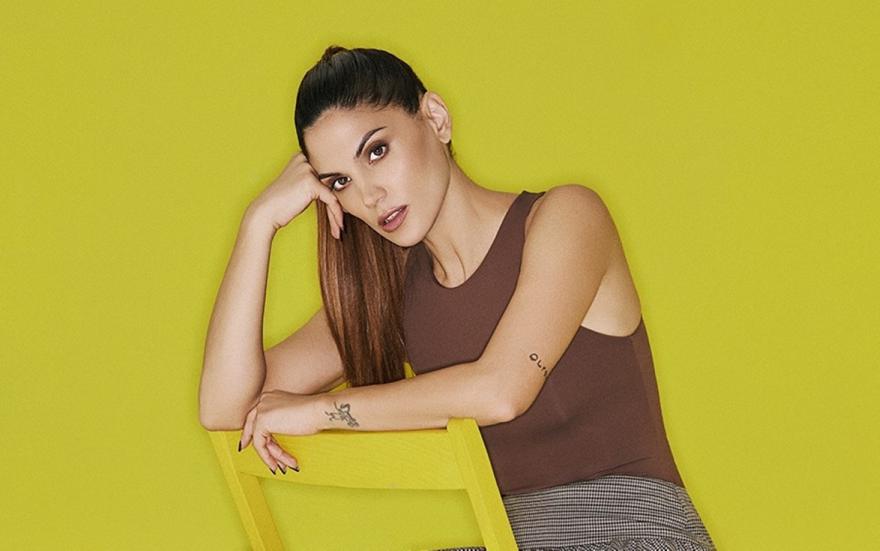 Μαίρη Συνατσάκη: Τι πέτυχε στην Ύδρα και αγνόησε No photos sign για να το δείξει ενθουσιασμένη