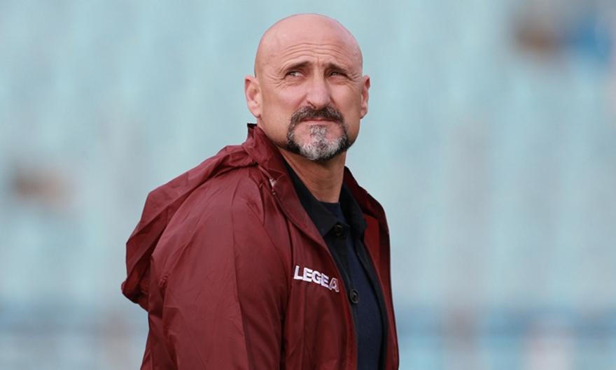 Προχωρά σε διαζύγιο με Παντελίδη η ΑΕΛ Novibet - Αναλαμβάνει ο Φέστα