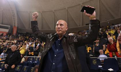 Παρών και ο Γκάλης στον αγώνα του Άρη Βetsson με τον Πανιώνιο!