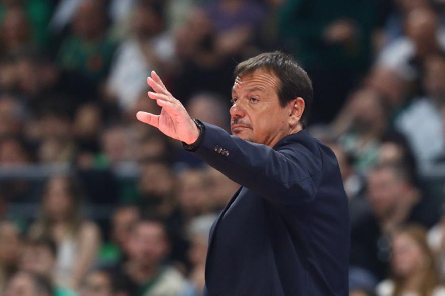 Αταμάν: Προετοιμάζει την ομάδα πάντα μόνο για έναν… στόχο