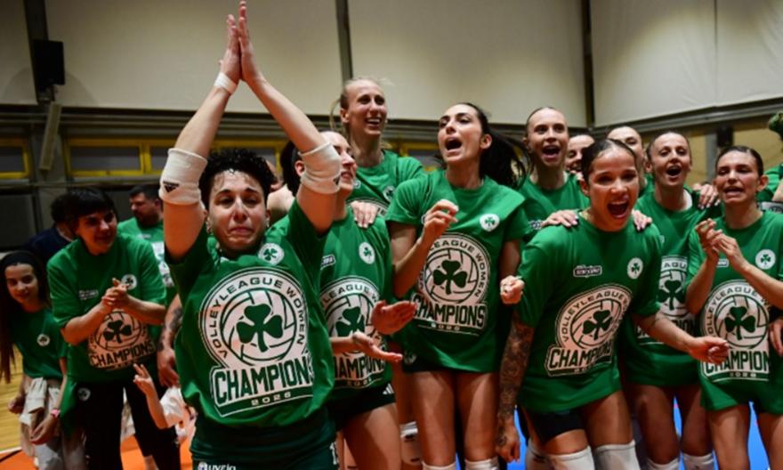 Συγκλονιστική Ρόγκα: Λύγισε από τα δάκρυα στην αποθέωση του κόσμου - Το βίντεο του sport-fm.gr!