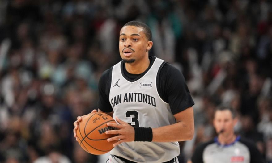 Καλύτερος έκτος παίκτης στο NBA ο Κέλντον Τζόνσον!