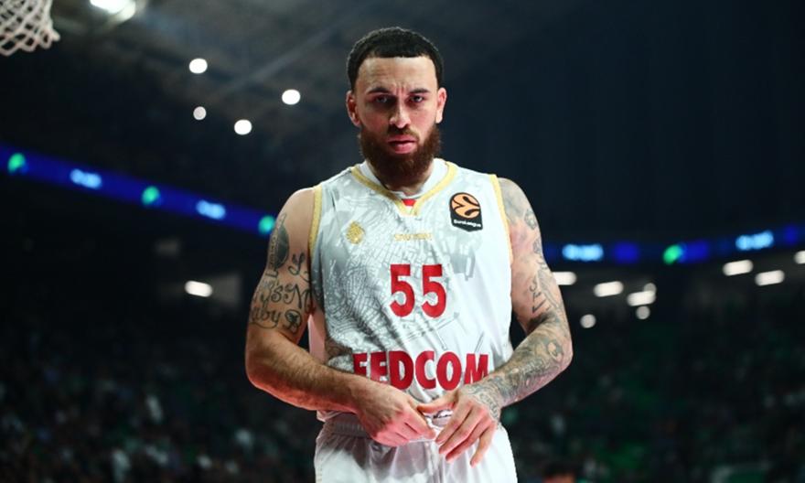 Τζέιμς: «Έχουμε τις πιθανότητές μας απέναντι στον Ολυμπιακό»