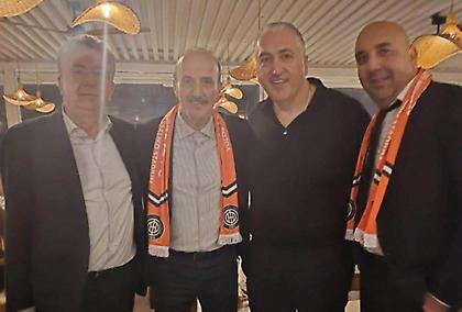 Δείπνο από τον Μπούση σε ποδοσφαιρικούς παράγοντες της Κρήτης ενόψει τελικού Κυπέλλου
