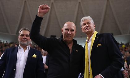 Πανικός για Γκάλη στο Αλεξάνδρειο και συγκινητική συνάντηση με Χριστοδούλου: «Από εμάς ξεκίνησε το μπάσκετ»