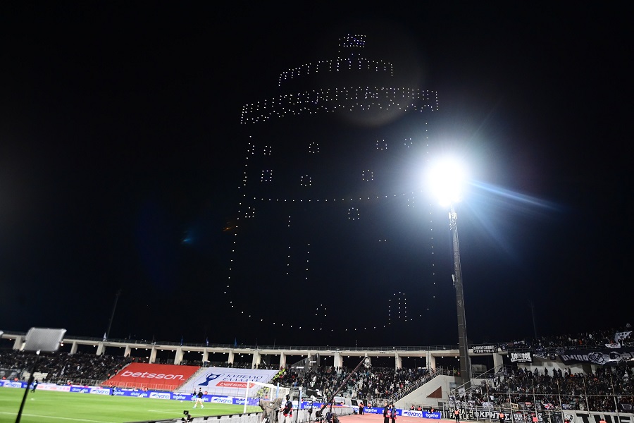 ΠΑΟΚ - ΟΦΗ: Συγκινητικό drone show στο ημίχρονο του τελικού