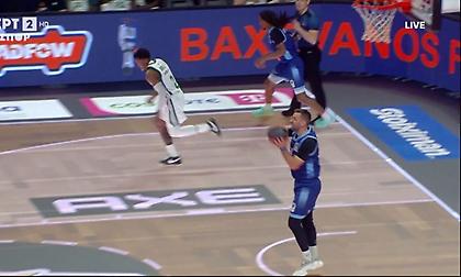 Τραυματίστηκε και αποχώρησε υποβασταζόμενος επειδή πάτησε το πόδι διαιτητή ο Άπλμπι