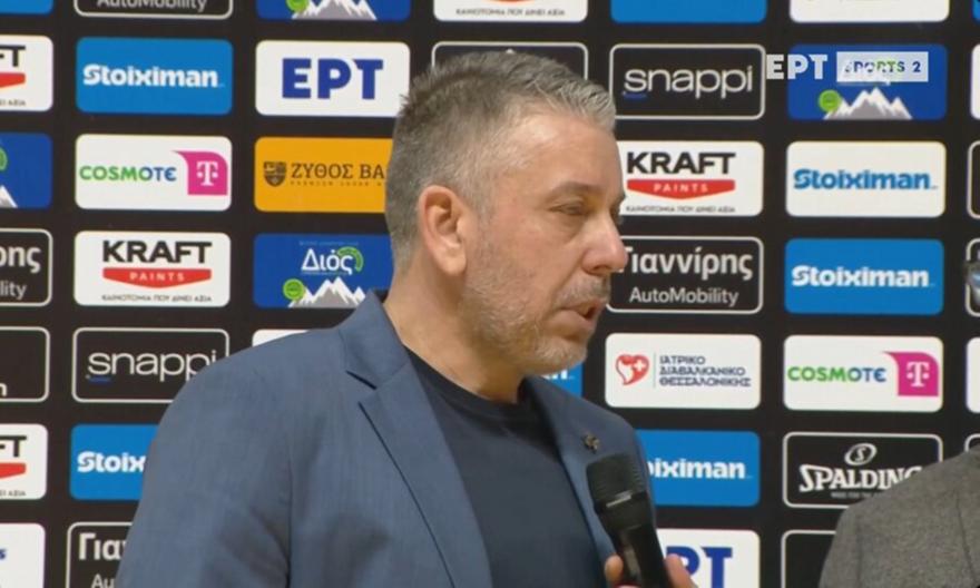 Δακρυσμένος για την παραμονή ο Παπαθεοδώρου: «Συλλυπητήρια στους απέναντι, δεν τα κατάφεραν»