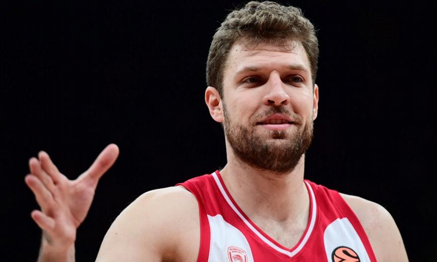 Βεζένκοφ: Οι τέσσερις ομάδες που «βλέπει» στο Final Four της Αθήνας