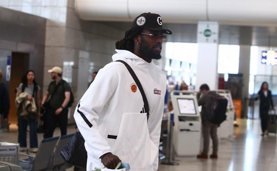 Λεσόρ: «Ξέρουμε τι διακυβεύεται και δεν χρειαζόμαστε έξτρα κίνητρο - Να δείξω σε όλους γιατί περίμεναν να επιστρέψω»