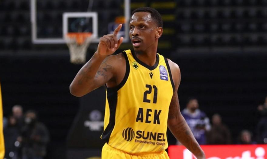 Αποκατάσταση ο Νάναλι στην ΑΕΚ