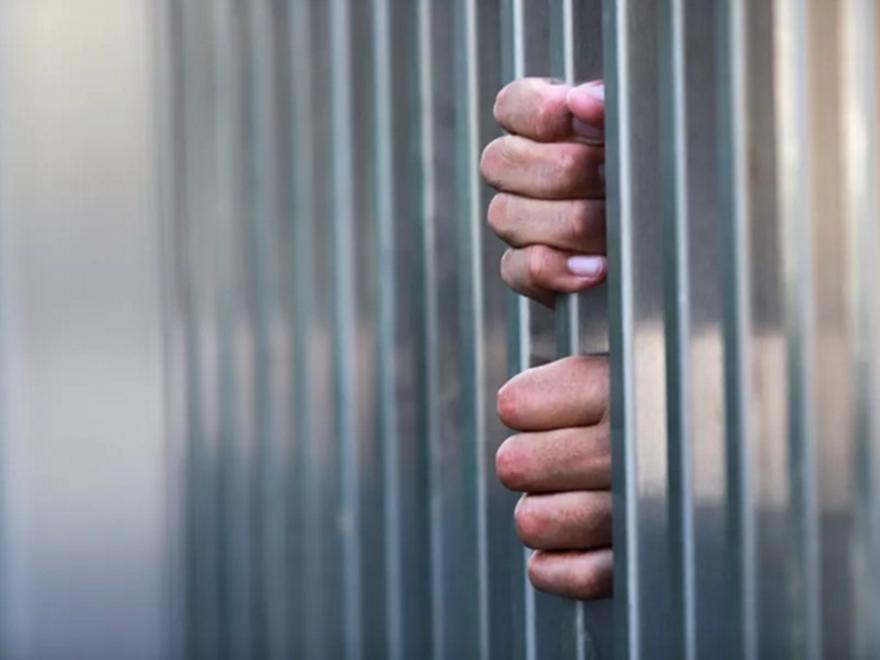 Θεσσαλονίκη: Σύλληψη αστυνομικού μετά από καταγγελία κρατούμενης για γενετήσιες πράξεις