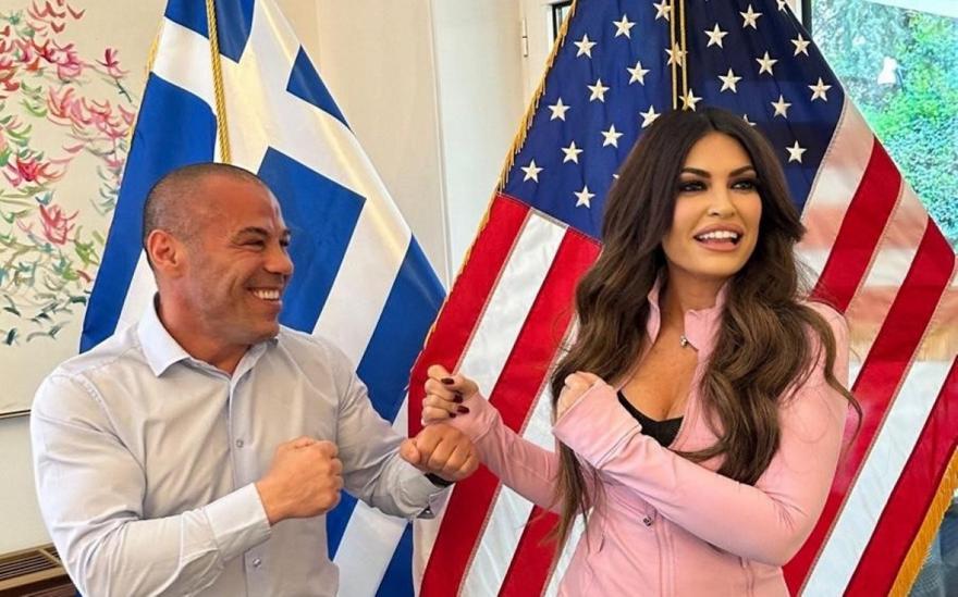 Μιχάλης Ζαμπίδης: Πέρασε από την Πρεσβευτική κατοικία και τσέκαρε πόσο μάχιμη είναι η Guilfoyle