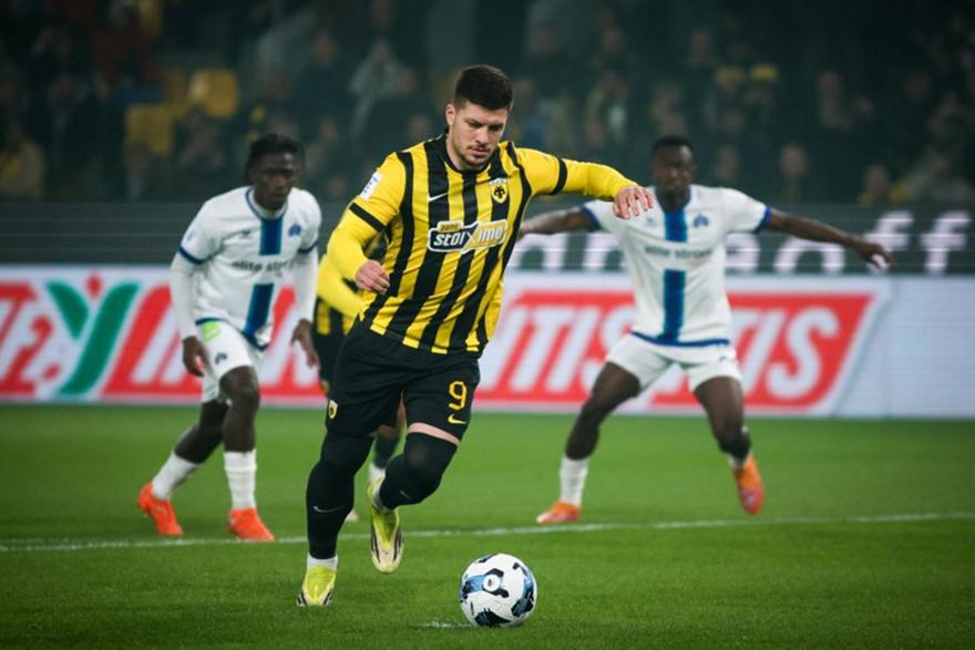 Τσακίρης: «Με Γιόβιτς βασικό και Γκατσίνοβιτς ή Περέιρα θα είναι η 11άδα της ΑΕΚ»