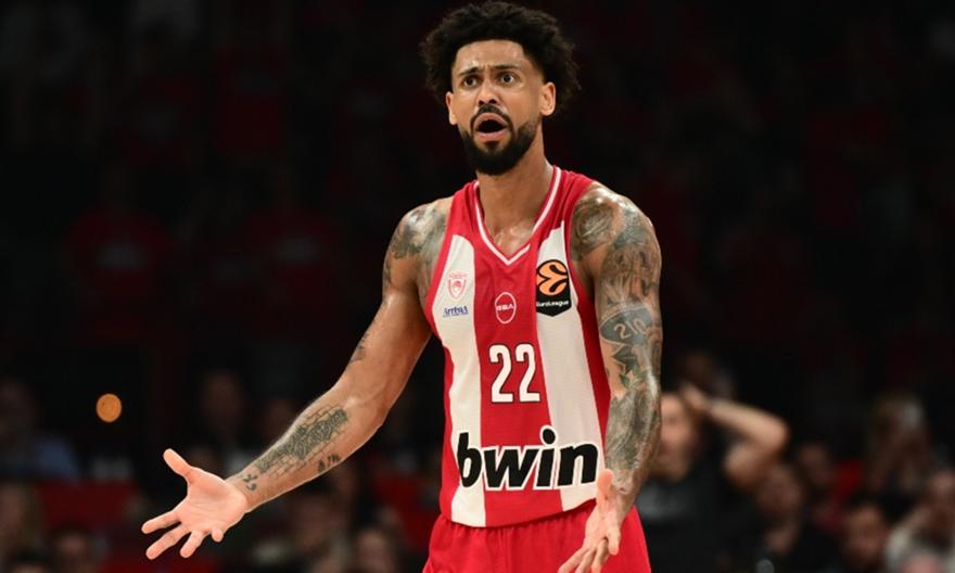 Ολυμπιακός: Ενοχλήσεις στο αριστερό πόδι για Ντόρσεϊ