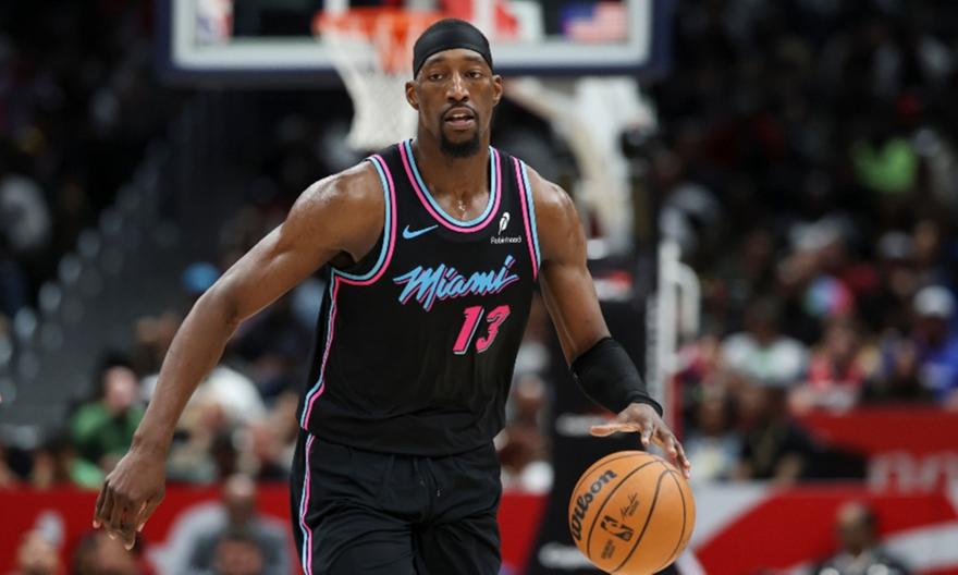 Ράιλι: «Θα έδινα τον Αντεμπάγιο μόνο για Γουεμπανιάμα και 8 picks»