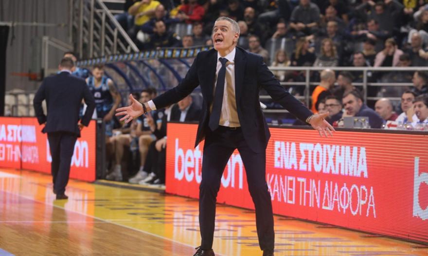 Στους υποψηφίους για προπονητής της σεζόν στην Ιταλία Πρίφτης, Καστρίτης