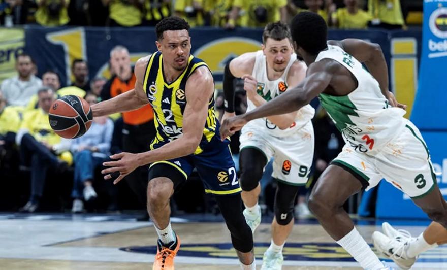 Απέτρεψε το break της Ζάλγκιρις και πήρε κεφάλι στη σειρά η Φενέρ!