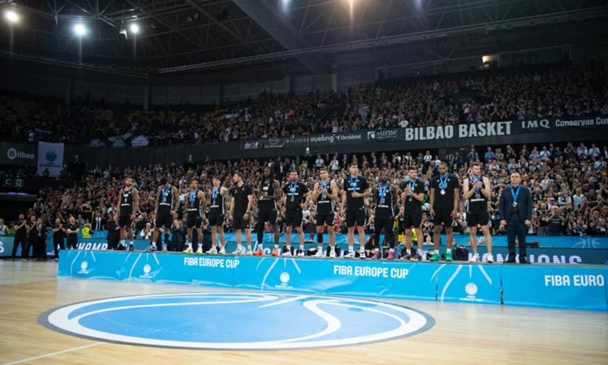 Συγκλονιστικό: Οι φίλοι της Μπιλμπάο χειροκρότησαν & φώναξαν «ΠΑΟΚ» κατά την απονομή των μεταλλίων στους Θεσσαλονικείς!