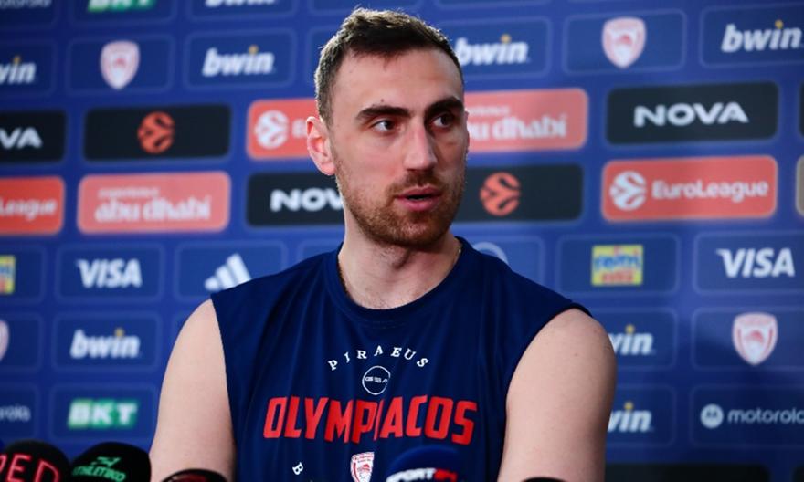 Μιλουτίνοφ: «Να ξεχάσουμε το πρώτο ματς και να κάνουμε το 2-0»