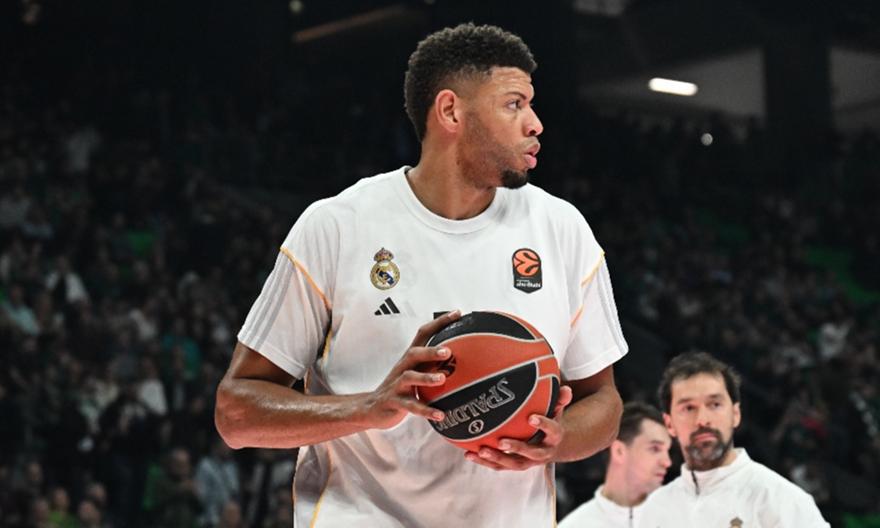 Ταβάρες «Εκπληκτικό μπάσκετ ο Ολυμπιακός φέτος - Θα ρωτήσω τον Διαμαντίδη πώς αναδείχθηκε έξι φορές καλύτερος αμυντικός»