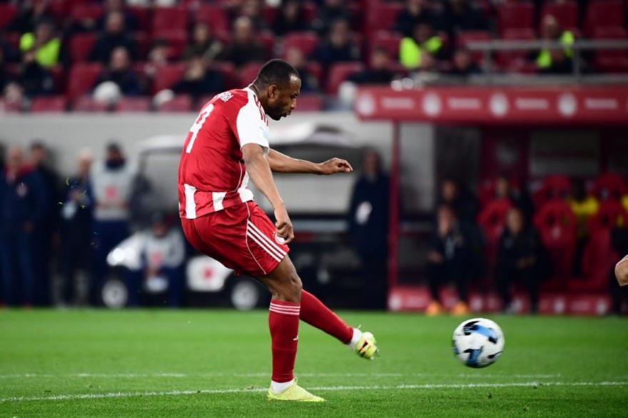 Τσανάκας: «Δύσκολα να πραγματοποιήσει πολλές αλλαγές στην 11άδα του Ολυμπιακού ο Μεντιλίμπαρ»