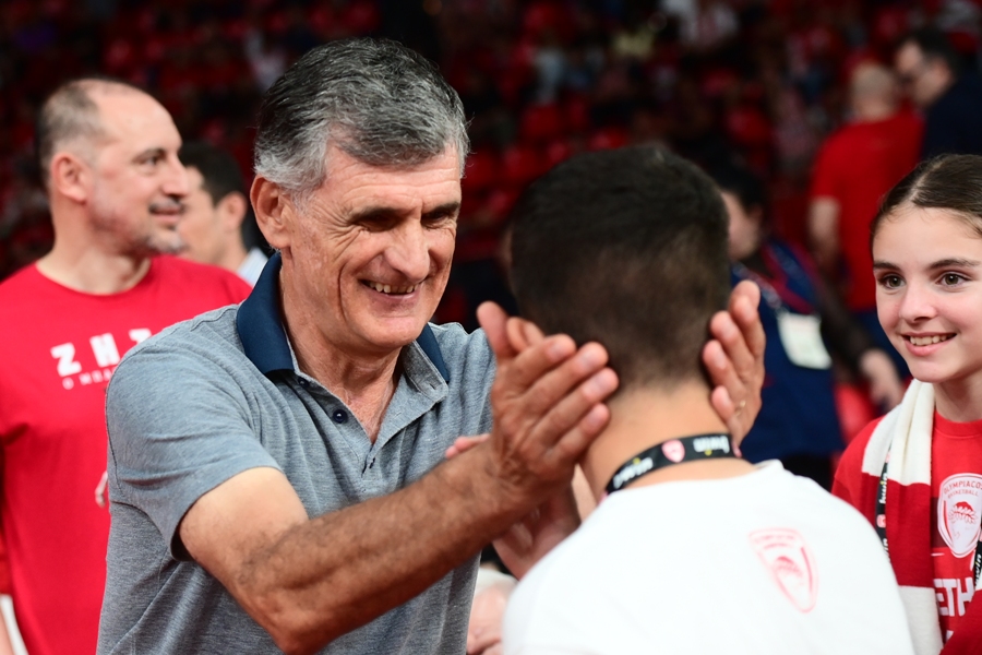 Ολυμπιακός: Πήγε να δει το Game 2 με τη Μονακό ο Μεντιλίμπαρ