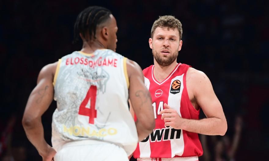 Βεζένκοφ: «To βραβείο είναι στο τέλος και πηγαίνουμε προς αυτή την κατεύθυνση»