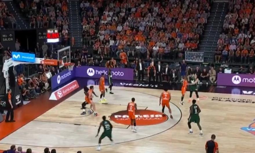 Το αδιανόητο buzzer-beater τρίποντο ισοφάρισης του Όσμαν, όταν η μπάλα «έκαιγε» στην έδρα της Βαλένθια!