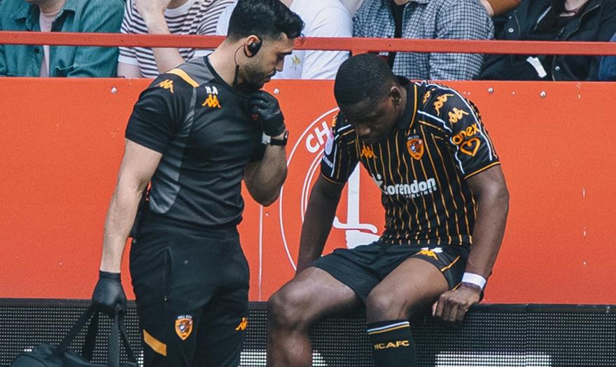 Σοκαριστική ατυχία: Επέστρεψε από χιαστό και το έπαθε ξανά μέσα σε 10 λεπτά αγώνα!