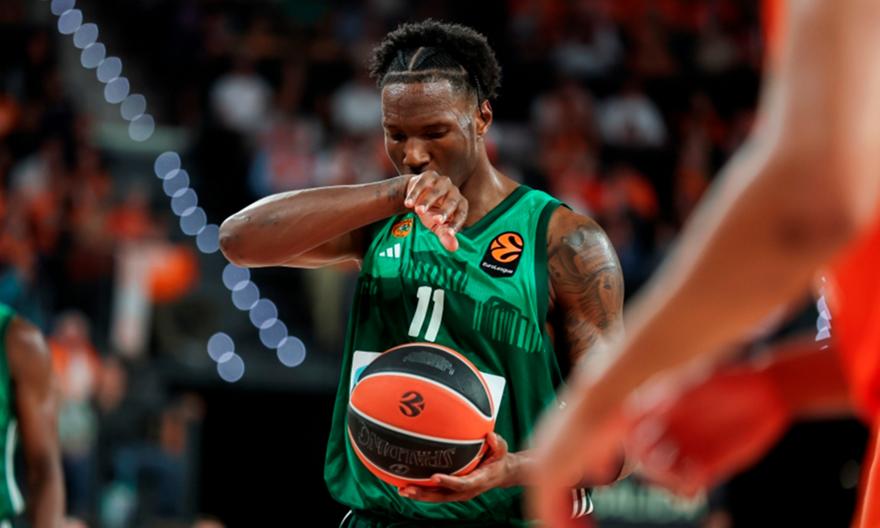 Παναθηναϊκός από άλλο πλανήτη, ξέρανε ξανά τη Βαλένθια με Χέιζ-Ντέιβις και αγγίζει Final 4!