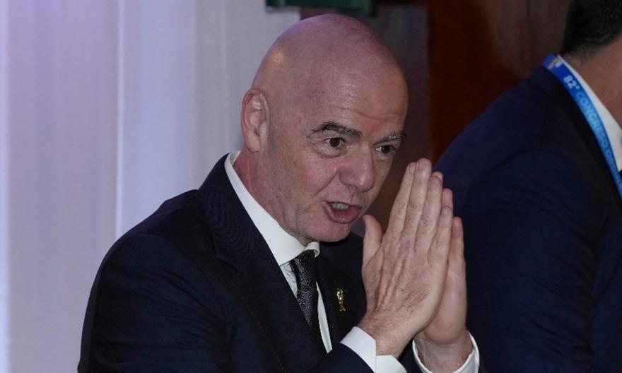 Η χειραψία ανάμεσα σε Ισραήλ και Παλαιστίνης που επιχείρησε ο Ινφαντίνο και κατέληξε σε φιάσκο