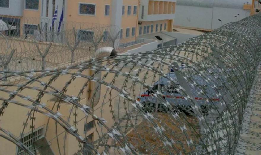 Αιματηρό επεισόδιο στις φυλακές Δομοκού – 33χρονος τραυμάτισε συγκρατούμενό του με αιχμηρό αντικείμενο
