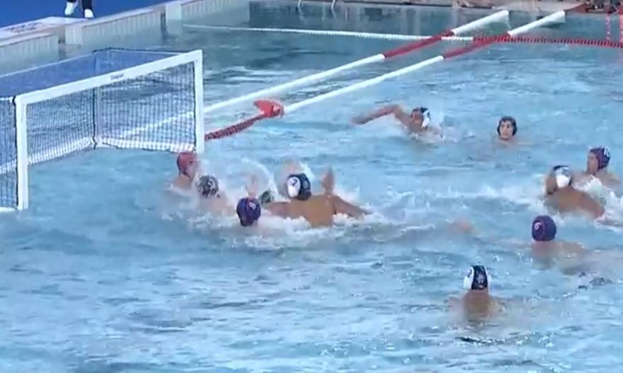 Σύρραξη στην πισίνα στον μικρό τελικό Απόλλωνα Σμύρνης-Πανιωνίου, έμειναν κάτω από το νερό για ώρα οι παίκτες!