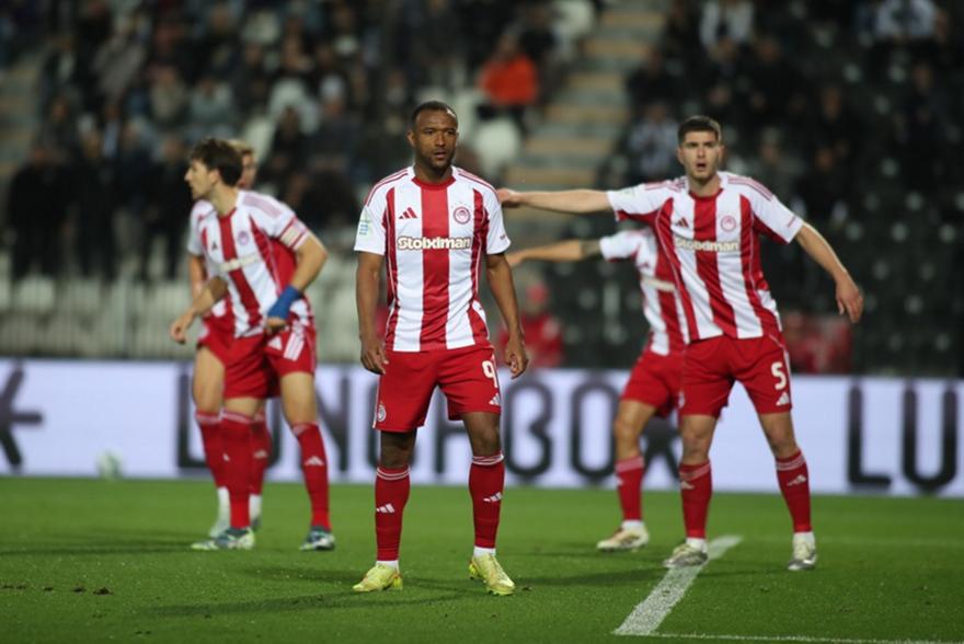 «Βράζουν» στον Ολυμπιακό για το 1-0 του ΠΑΟΚ στην Τούμπα