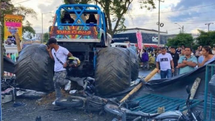 Τραγωδία στην Κολομβία, monster truck σκότωσε τρεις και τραυμάτισε άλλους 38!