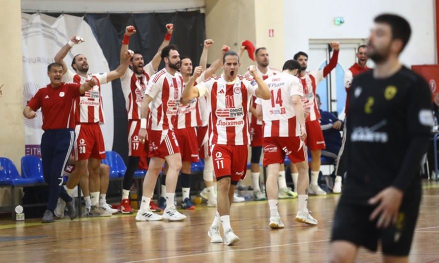 Κυρίαρχος Ολυμπιακός, απάντησε εμφατικά στην ΑΕΚ και ανέκτησε το πλεονέκτημα έδρας!