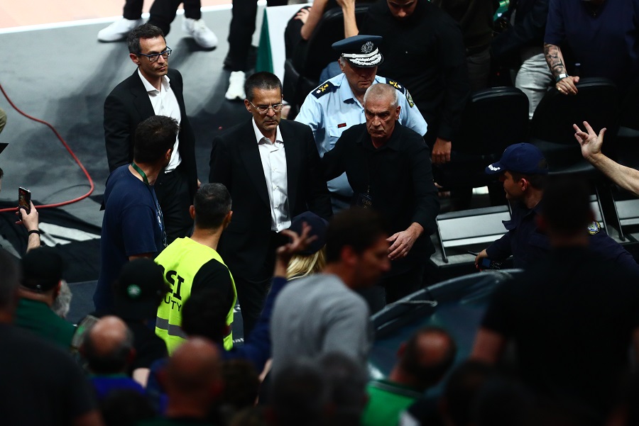 Παναθηναϊκός-Βαλένθια: Αποβλήθηκαν Αταμάν και Μαρτίνεθ
