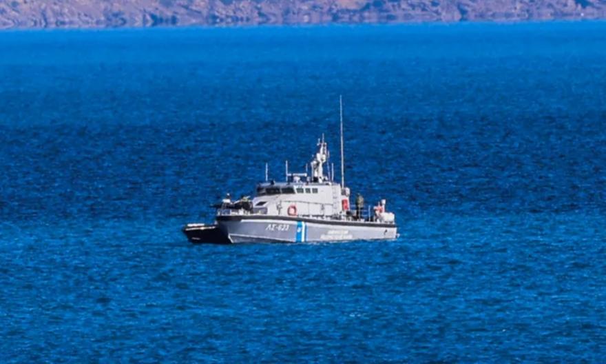 Βυθίστηκε φορτηγό πλοίο βόρεια της Άνδρου – Σώθηκαν και οι 9 ναυτικοί