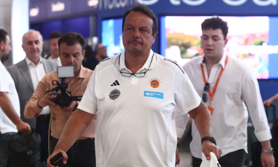 Παναθηναϊκός: Με «μήνυμα» Final Four ο Αταμάν στο αεροδρόμιο! (pic)