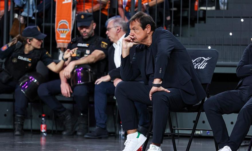 Αταμάν στο ημίχρονο: «Στο πρώτο μέρος με τον Σορτς παίζαμε τέσσερις εναντίον πέντε στην επίθεση»
