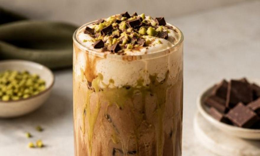 Pistachio Mocha: Η αναβάθμιση του καφέ που θυμίζει σοκολάτα Ντουμπάι
