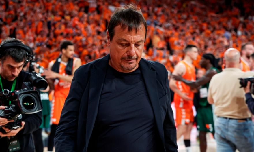 Αταμάν: «Τραγικοί επιθετικά στο πρώτο ημίχρονο - Αυτά είναι τα playoffs, συγχαρητήρια στη Βαλένθια»