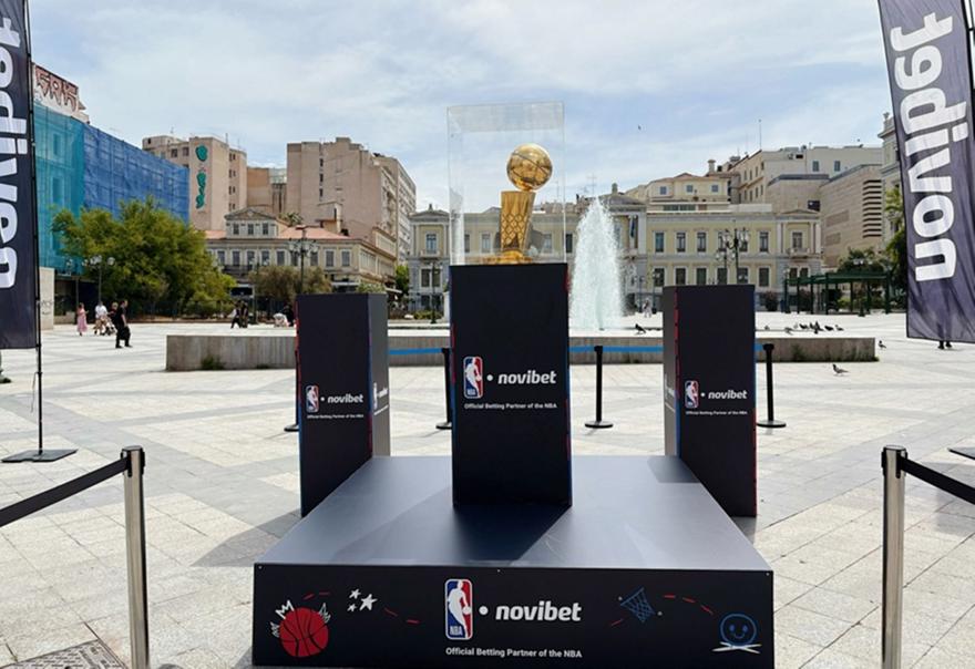 Το «3on3 Road to Glory» της Novibet φέρνει τη μαγεία του NBA με το Larry O’Brien Trophy σε Αθήνα, Πειραιά, Θεσσαλονίκη