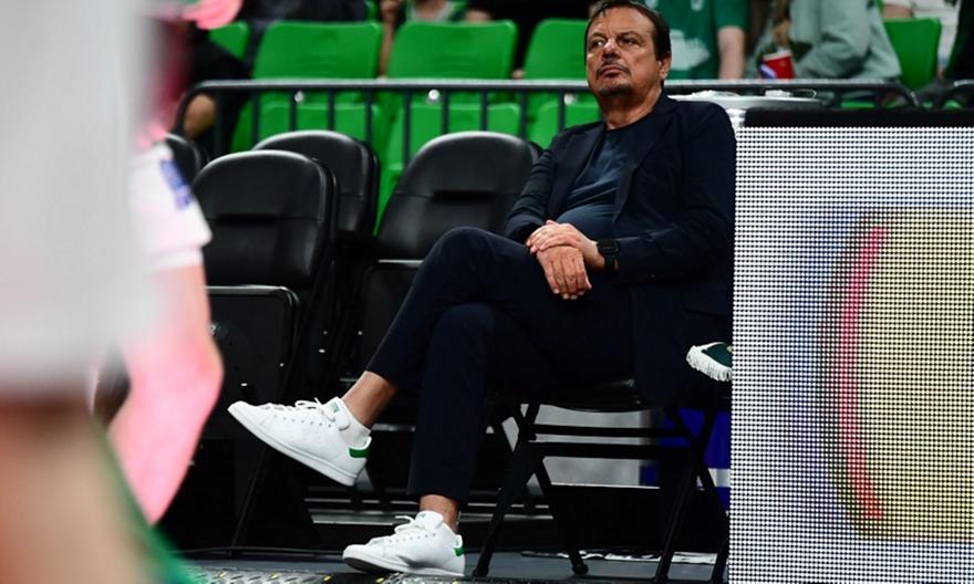 Ανάμεικτες αντιδράσεις για Αταμάν στο Telekom Center Athens