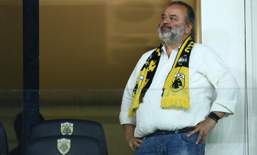 Ηλιόπουλος στον κόσμο της ΑΕΚ: «Δεν θέλω να βρίζετε, από αύριο σταματά αυτό το σύνθημα»