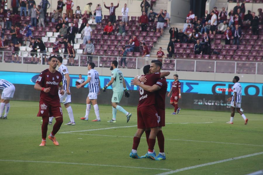 ΑΕΛ Novibet-Ατρόμητος 2-1: Πικρή νίκη για ΑΕΛ Novibet που αποχαιρετά την κατηγορία